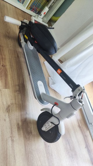 Patinete Eléctrico Xiaomi Mi Scooter