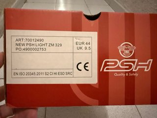Zapatos de seguridad blancos marca Rsh
