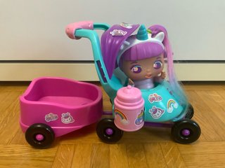 Muñeca Bellies con carrito y accesorios