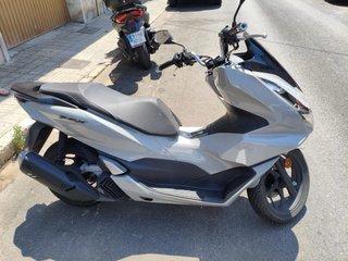 Honda PCX 125 DX Gris 2025