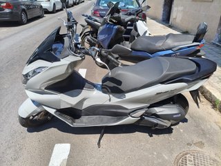 Honda PCX 125 DX Gris 2025