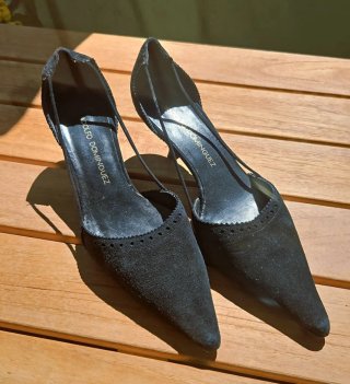 Zapatos de tacón Dolce & Gabbana negros.