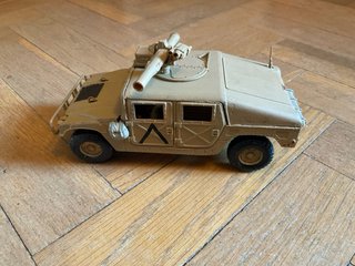 Maqueta Humvee M1046 TOW 1/35 USA Desierto