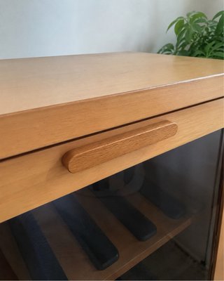 Mueble CDs Madera, urge vender