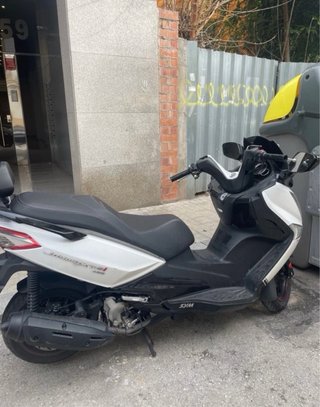 SYM JOYMAX 125cc Maxi Scooter