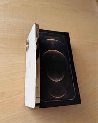 iPhone 12 Pro impoluto