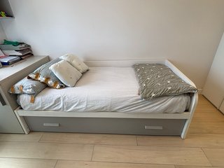 Cama doble para dormitorio juvenil