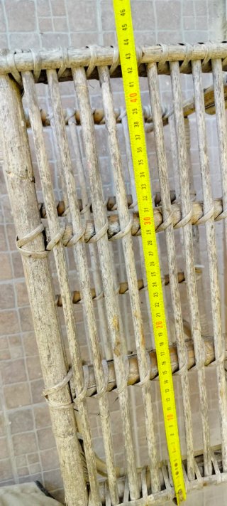 Sgabello vintage in rattan
