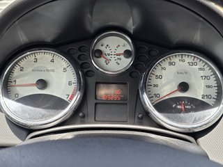 Peugeot 207 1.4i 90cv