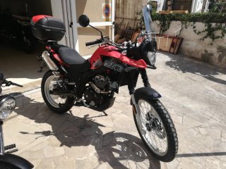 Moto UM DSR TT Adventure 125cc