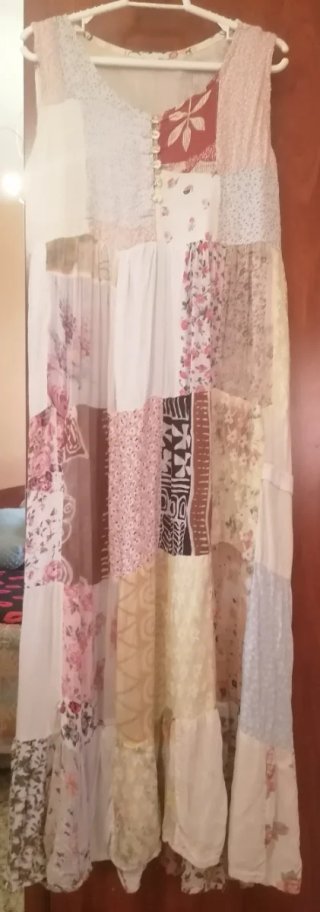 Vestido vintage patchwork hippie medidas en fotos.