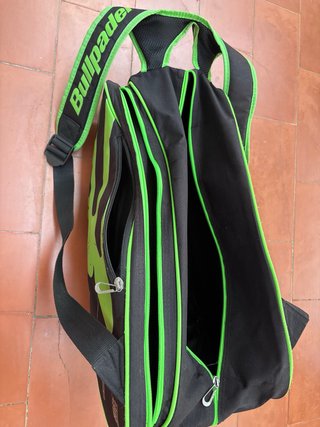 Paletero Bullpadel XSeries Negro/Verde