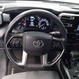 TOYOTA TUNDRA 2023