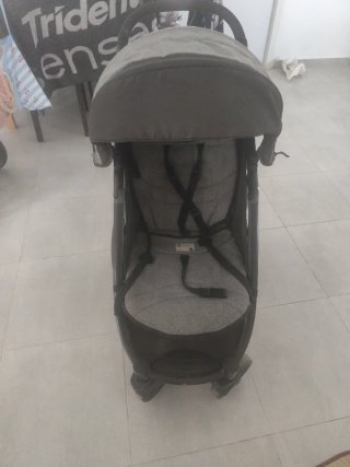 Silla de paseo Joie gris