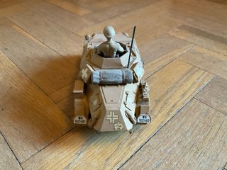 Sd.Kfz.222 Afrika Korps 1/35