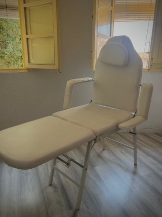 Camilla profesional blanca