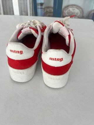 Zapatillas MTNG Rojas y Blancas