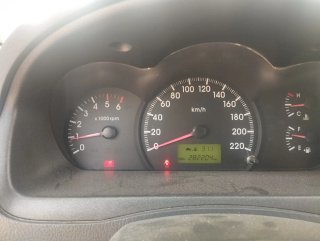 KIA Cerato 2004