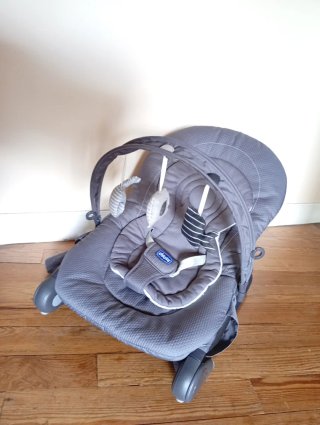 Trona Chicco Hoopla gris