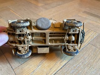 Sd.Kfz.223 Afrika Korps 1/35 + Figura