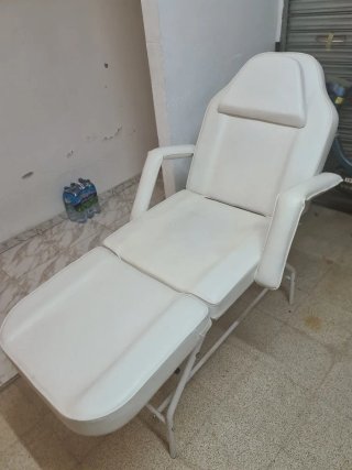 Camilla reclinable de torso y piernas con reposabr