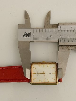Reloj Citizen Quartz Vintage Estilo Tank