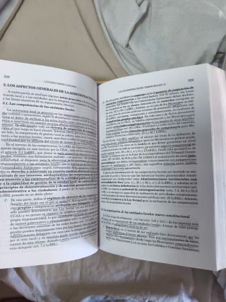 Lecciones de derecho administrativo