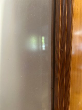 Puerta madera cristal biselado