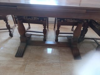 Mesa antigua madera con 6 sillas tapizadas