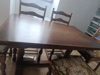 Mesa antigua madera con 6 sillas tapizadas