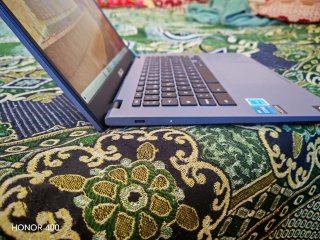 Asus Chromebook Plus i3 Gris