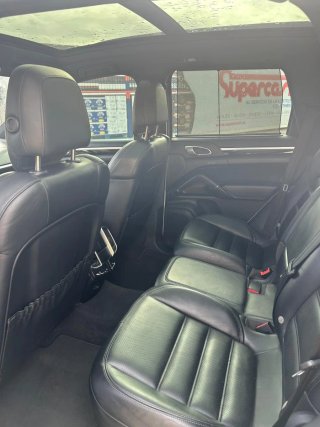 Porsche Cayenne 2016