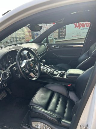 Porsche Cayenne 2016