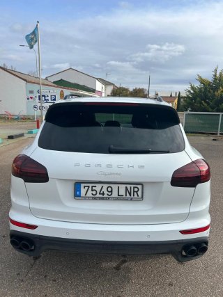 Porsche Cayenne 2016