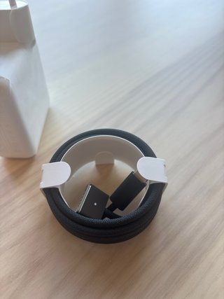 Cargador Apple MacBook Pro + Cable. Precintado