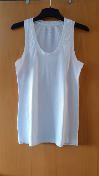Lote 17 camisetas talla L a 5€ todas