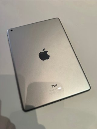 iPad Air wifi 32GB silver - Batería Agotada