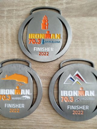 Lote Medallas Ironman 70.3 y Tour Series