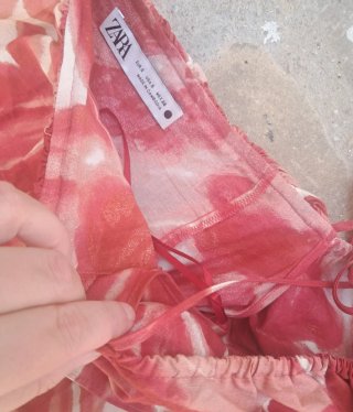 Lote de 3 vestidos y una chaqueta