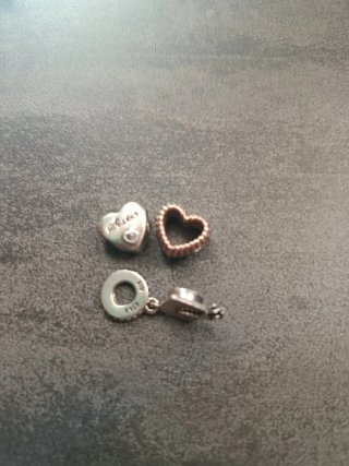 Charms Corazón y Birrete Plata y Oro