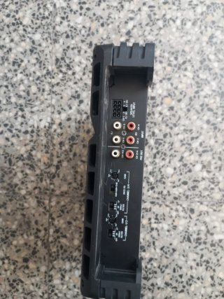Etapa Alpine 4 canales 640W.  Modelo PMX-F640
