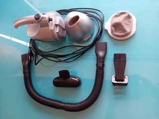 Aspiradora de mano potente con accesorios