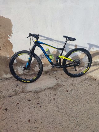 Giant Anthem 2017 Bicicleta Montaña Entera Carbono