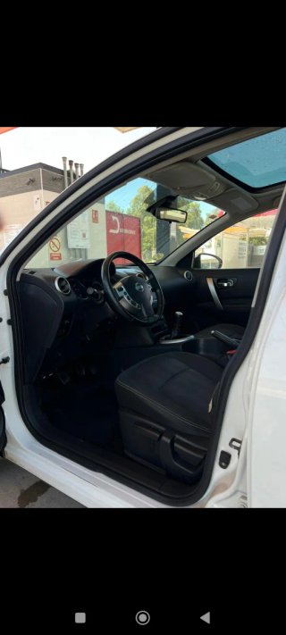 Nissan Qashqai+2 2011