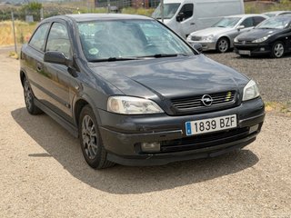 Opel Astra 1.6i Coupé
