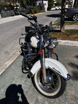 Harley Davidson Heritage Softail Blanca