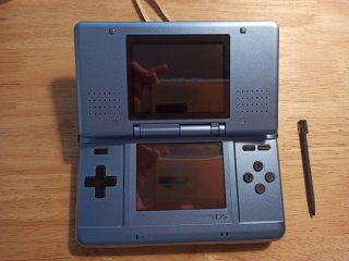 Lote Nintendo DS Azul + Juegos + Accesorios