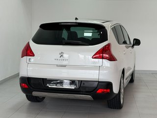 PEUGEOT 3008 HYbrid4 Limited Edition