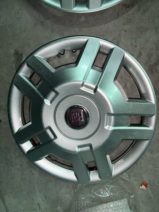 4 Tapacubos Fiat 15 pulgadas originales