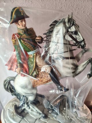 Escultura Capodimonte Napoleón a Caballo